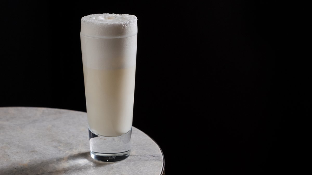 Creamy CBD Ramos Gin Fizz - The Build Your Biceps Cocktail